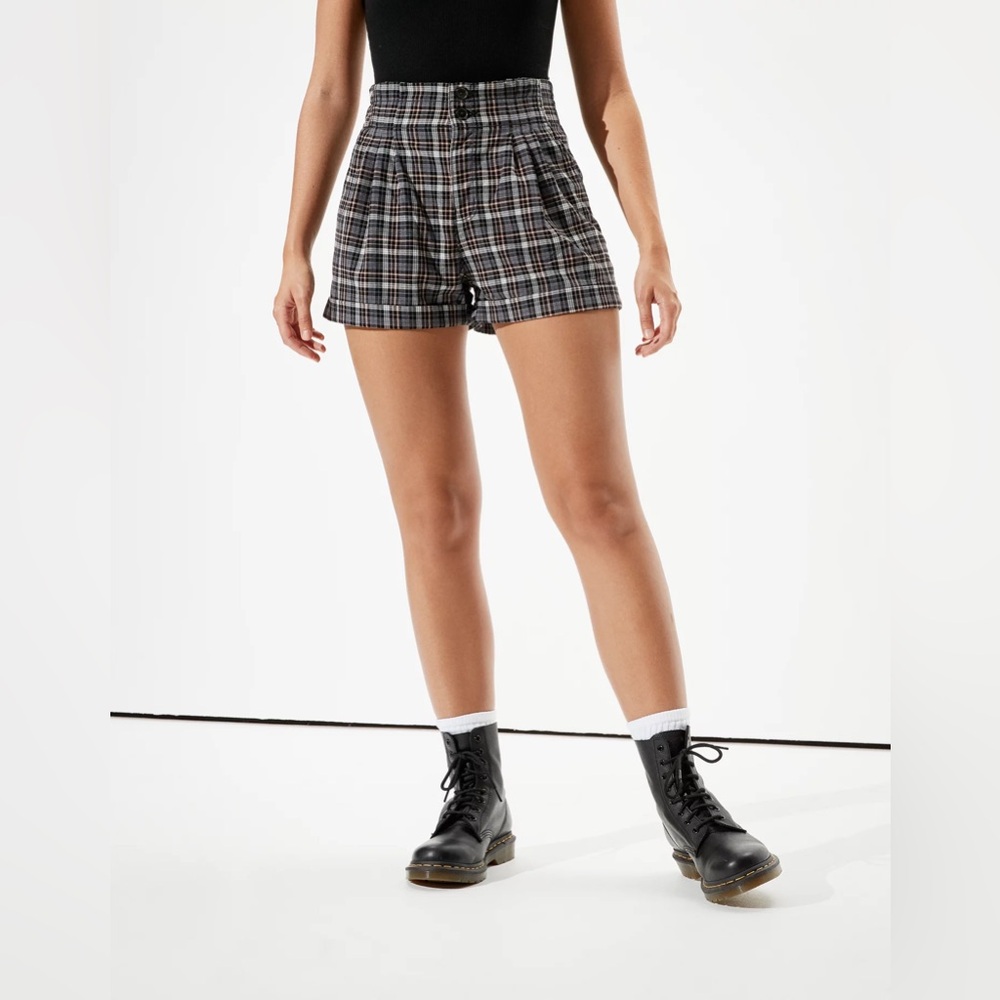 American Eagle Plaid Mom Shorts